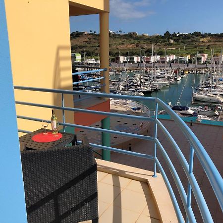 Marina View Apartment Albufeira Dış mekan fotoğraf